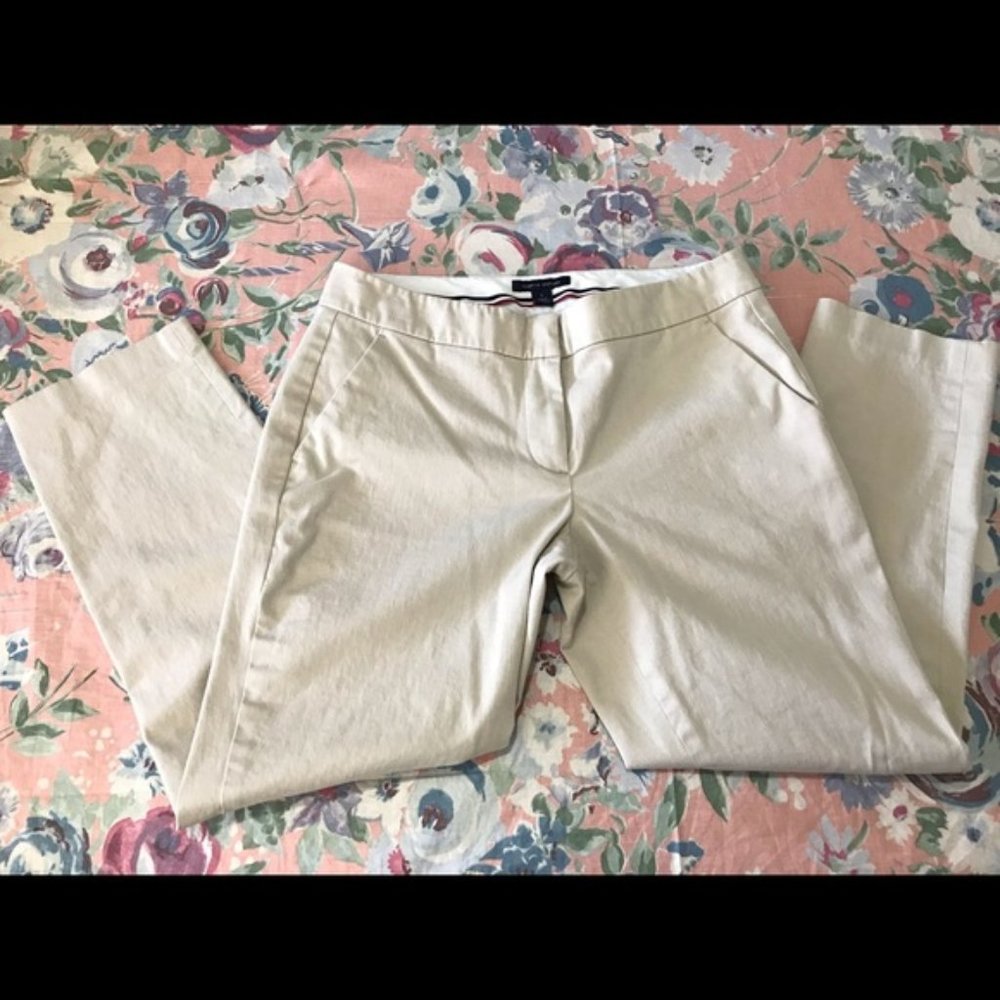 Women’s Tommy Hilfiger Khaki Straight Capri Pants